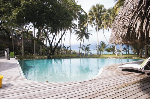 Beachfront Paradise  Pool & Staff 