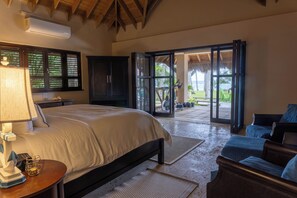 Deluxe Villa, Sea View | In-room safe, blackout drapes, WiFi (free) - Beachfront Paradise  Pool & Staff  (Sosúa)