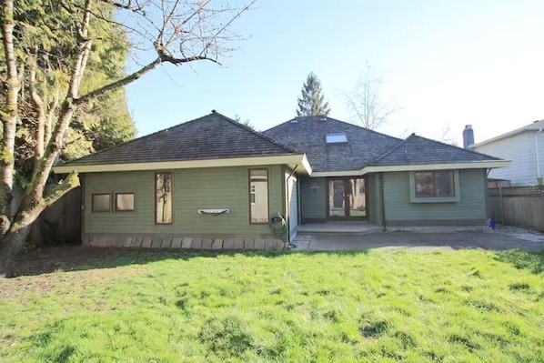 Exterior - Spacious and comfortable home in Delta BC (Delta)