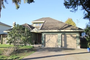 Exterior - Spacious and comfortable home in Delta BC (Delta)