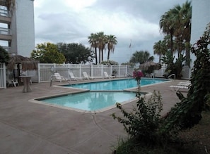 Outdoor pool, a heated pool - Cozy 1-bedroom condo in serene Corpus Christi. (Corpus Christi)