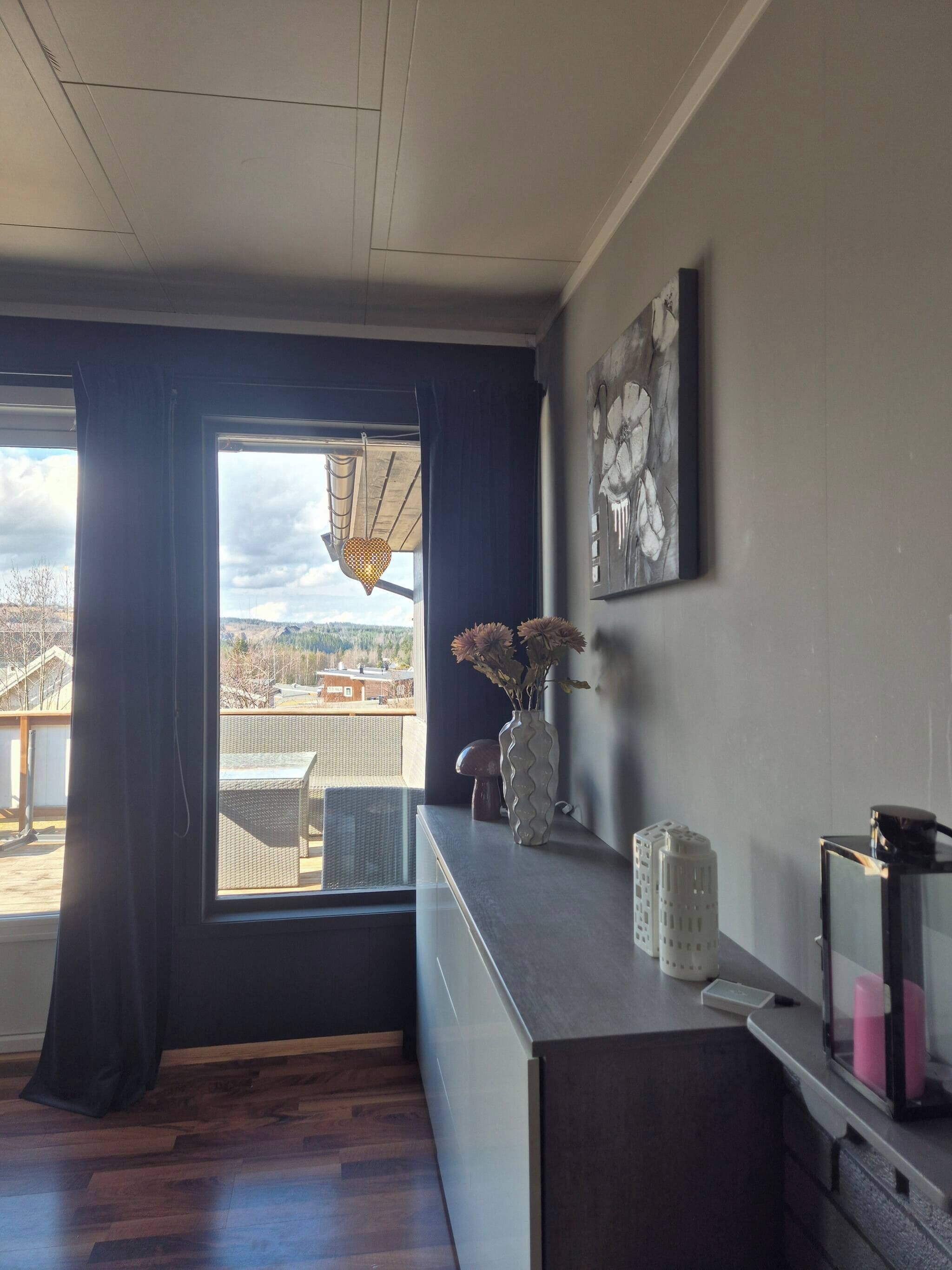 Maison, 5 chambres, balcon | Intérieur