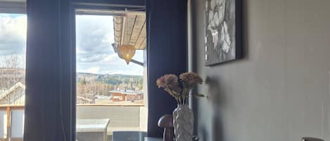 Casa, 5 habitaciones, balcón | Interior
