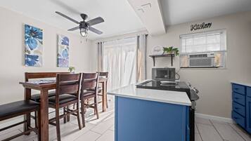 Coffee/tea maker, fridge, microwave, oven