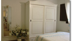 Room - "Cozy, newly built villa just 5 minutes from the sea (Sardegna)