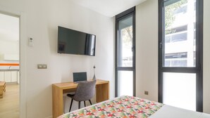 Unclassified image, 3 of 22, button - Apartment in Las Palmas Near Playa Canteras (Las Palmas de Gran Canaria)