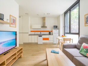 Living room - Apartment in Las Palmas Near Playa Canteras (Las Palmas de Gran Canaria)