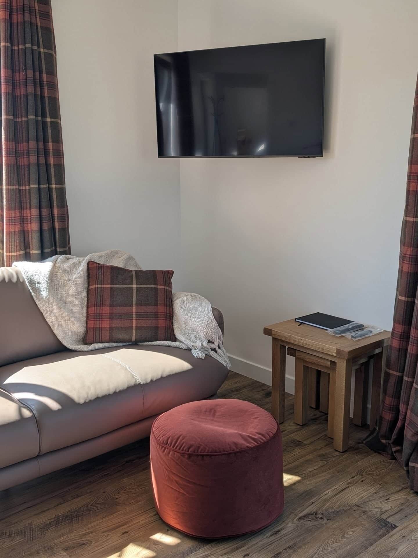 Beech Lodge | Hot Tub Retreat Near Loch Ness - Loch Ness