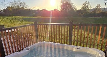 Beech Lodge | Hot Tub Retreat near Loch Ness
