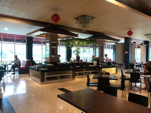 Dining - M-one Hotel Bogor (Bogor)