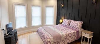 Spacious 4BR Home in Downtown Dayton -2 Full Baths-Sleeps 10