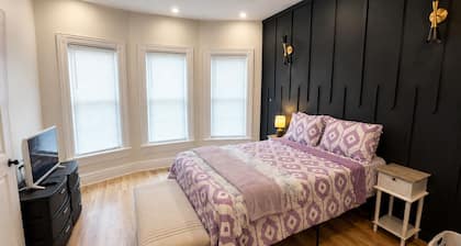 Spacious 4BR Home in Downtown Dayton -2 Full Baths-Sleeps 10