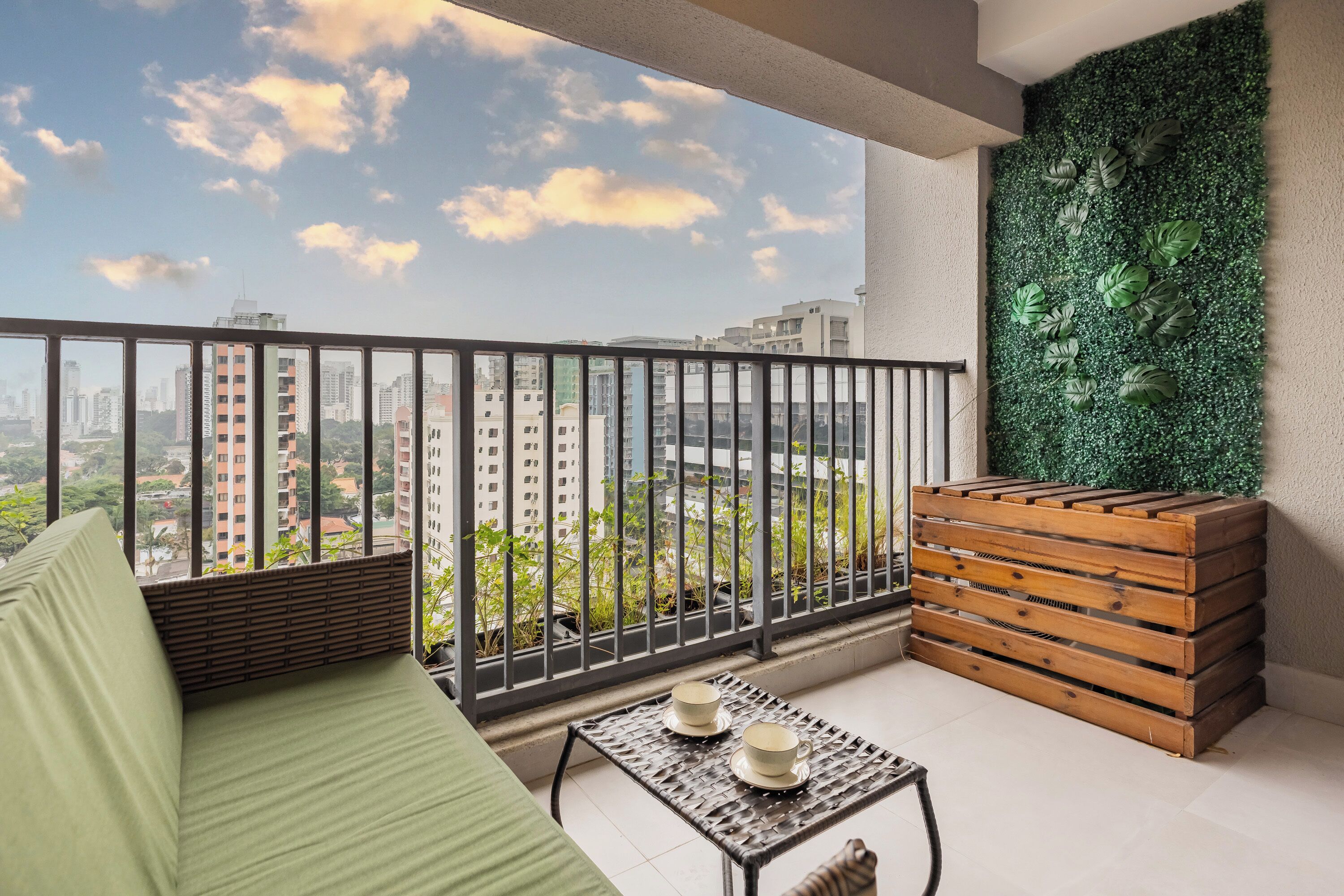 Elite Apartment, 1 Double Bed, Balcony, City View | Balcony