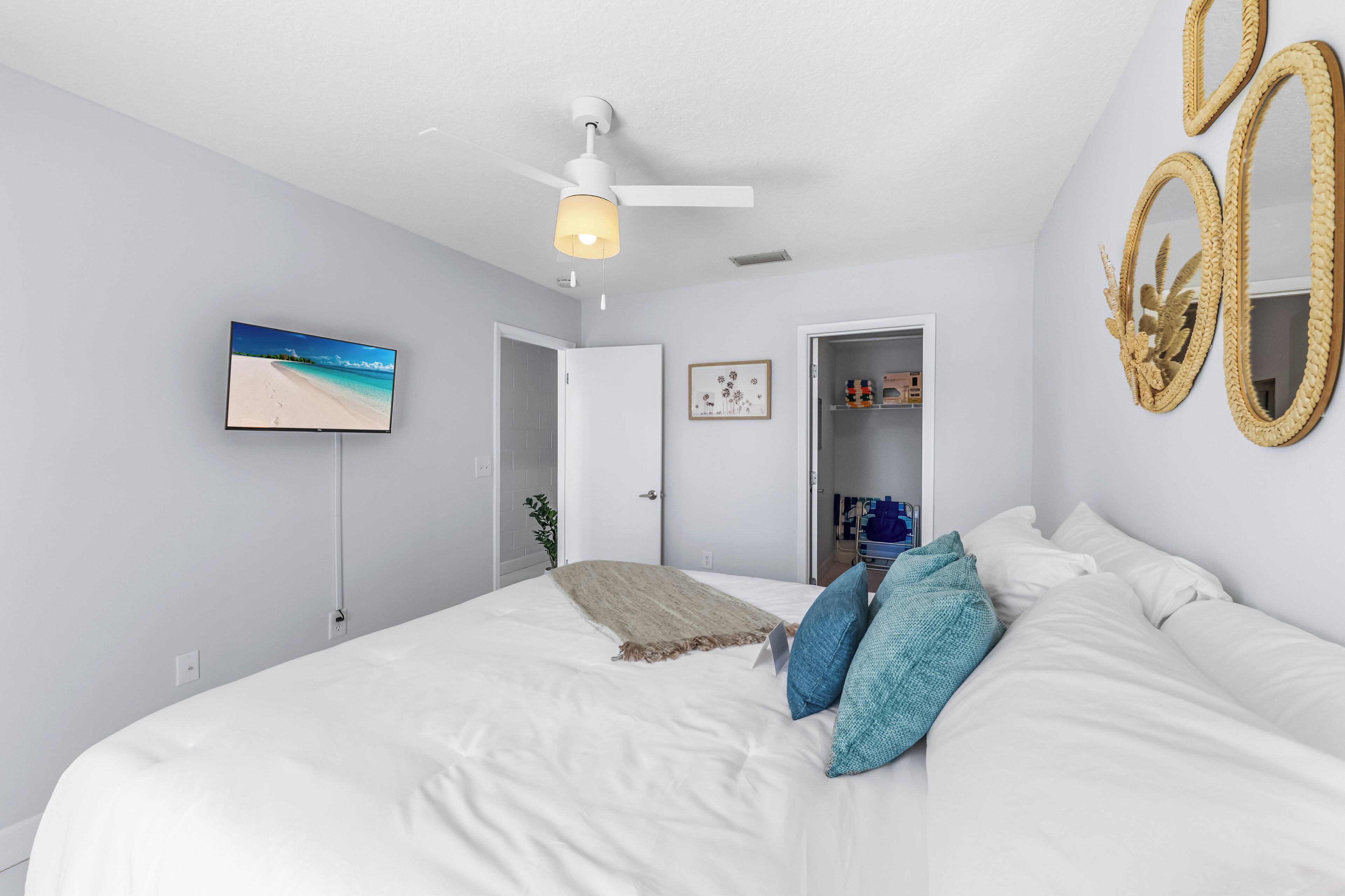 2 bedrooms, desk, iron/ironing board, free WiFi