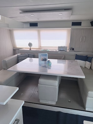 Interior - 3-bedroom catamaran with pool and beach access in amazing Key West! (Key West)