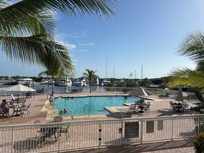 Outdoor pool - 3-bedroom catamaran with pool and beach access in amazing Key West! (Key West)