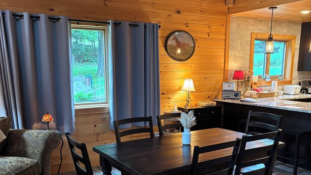Dining - Peaceful Schroon Lake getaway with cozy comforts and year-round adventures. (Adirondack)