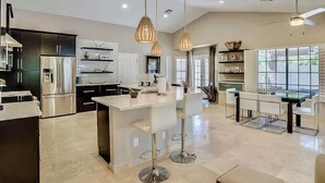 Nhà (5 Bedrooms) | Nội thất