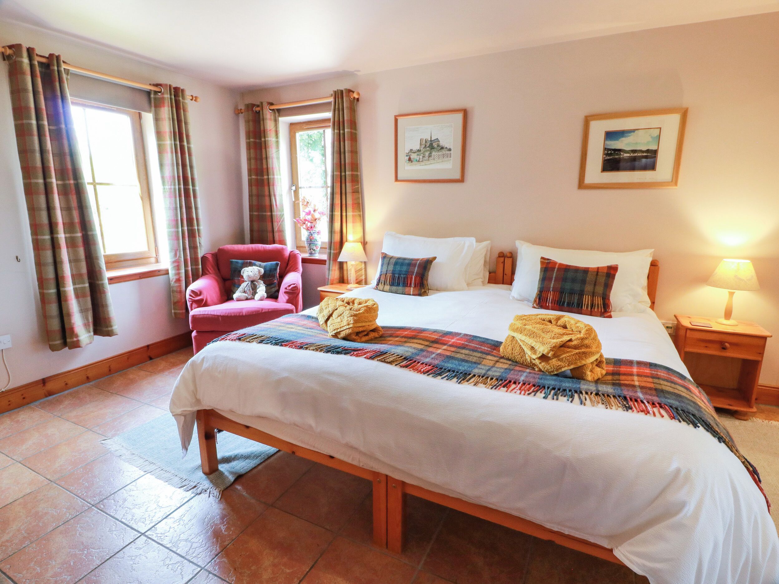 2 bedrooms, free WiFi, individually decorated, individually furnished