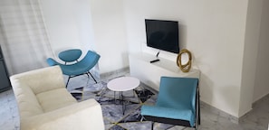 Living area - Aval Luxury Suites (Mombasa)