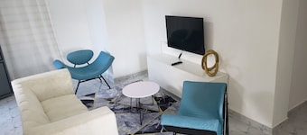 Aval Luxury Suites