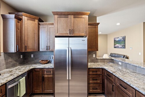 Beautiful 2-bedroom apartment in Sutherlin - Minutes from I-5!