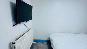 6 bedrooms, free WiFi