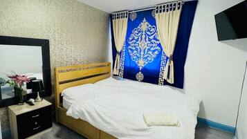 6 bedrooms, WiFi (free)