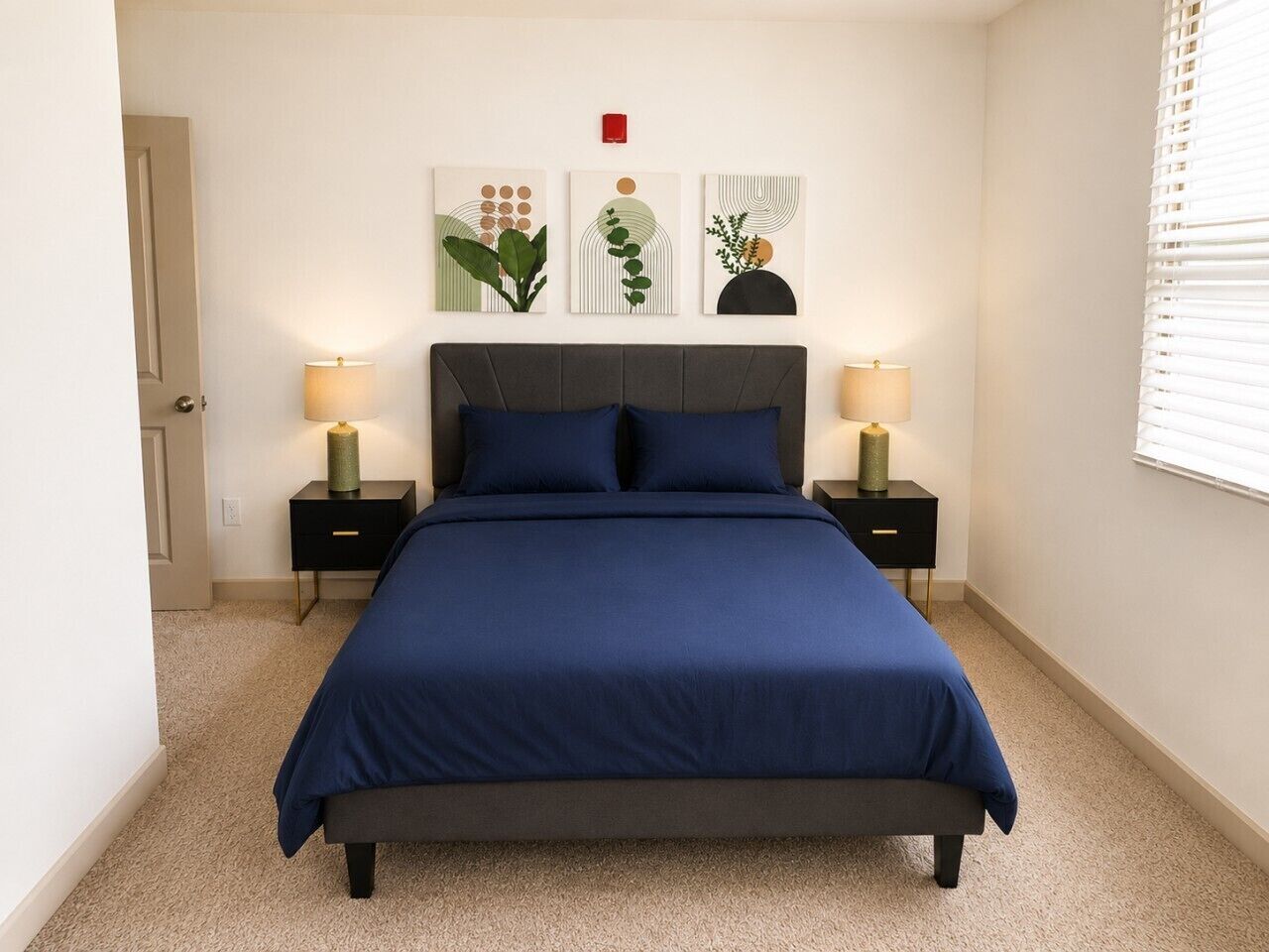 2 bedrooms, desk, travel crib, WiFi