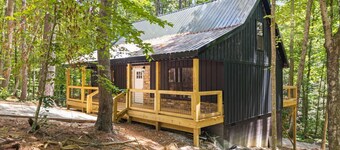 Brand New Creekside Seclusion in the Heart of Red River Gorge