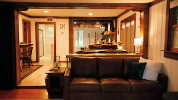 Smart TV, fireplace, DVD player, books