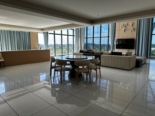 All Season Hotel