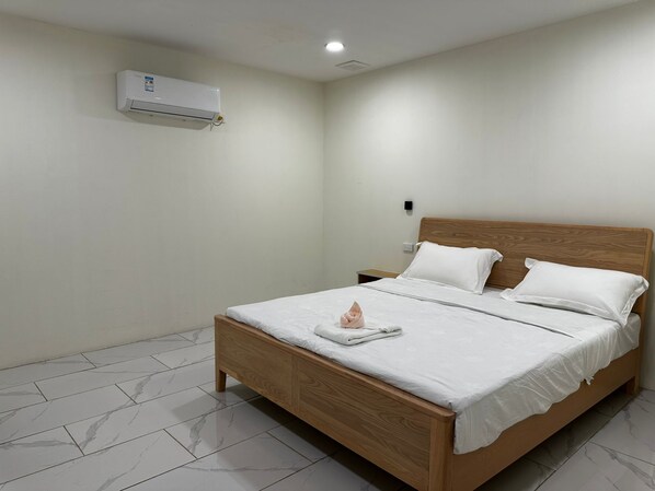 Room - All Season Hotel (Lungga)