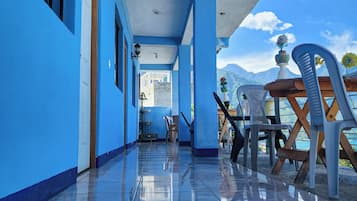 Classic Double Room, Lake View | Outdoor dining