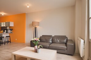 Living area - Le Doumer - Centre-ville - Petfriendly (Château-Gontier-sur-Mayenne)