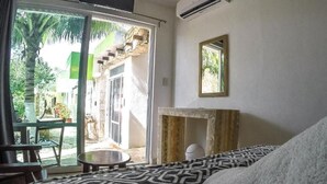 Quarto casal básico | Wi-Fi de cortesia