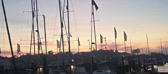 A dreamy night aboard Alibis, a charming 8-meter sailboat