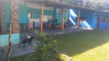 Casa de campo clásica, patio | Restaurante al aire libre