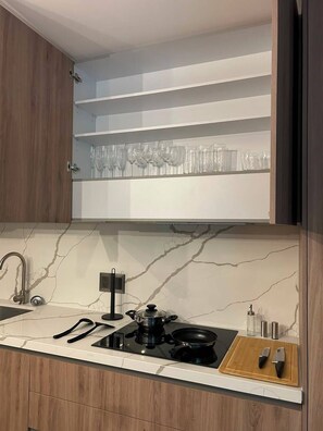 Apartemen Superior, balkon, pemandangan kota | Dapur pribadi
