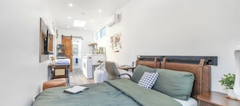 Modern Container Home A/C + W/D + WiFi
