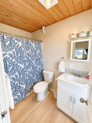Towels, soap, toilet paper