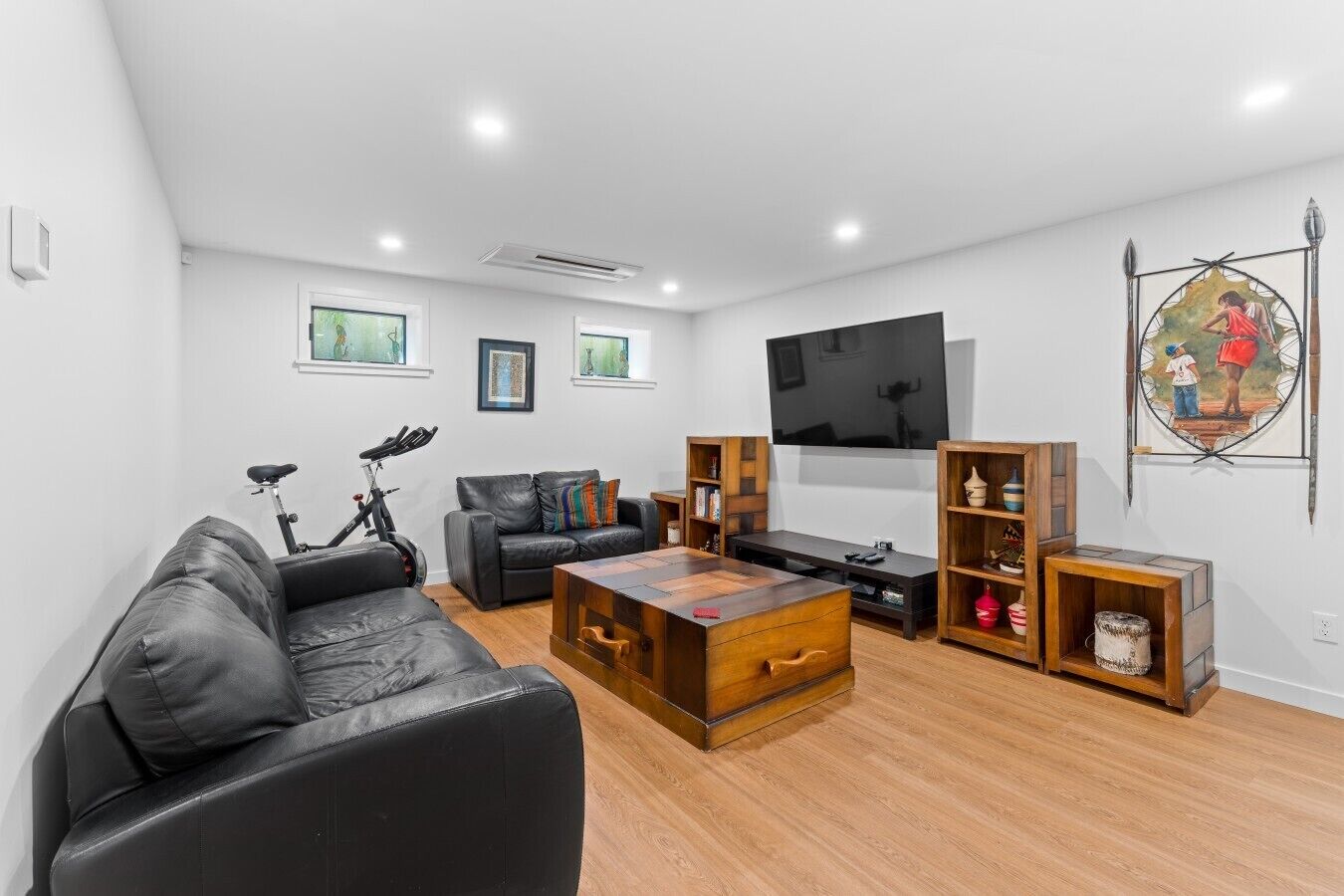 TV, fireplace, books, stereo