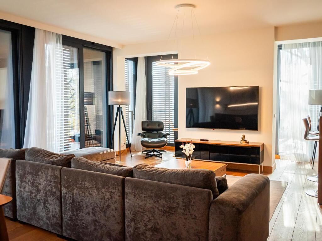 Apartment, River View | Living area
