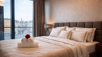 In-room safe, blackout curtains, iron/ironing board, free WiFi