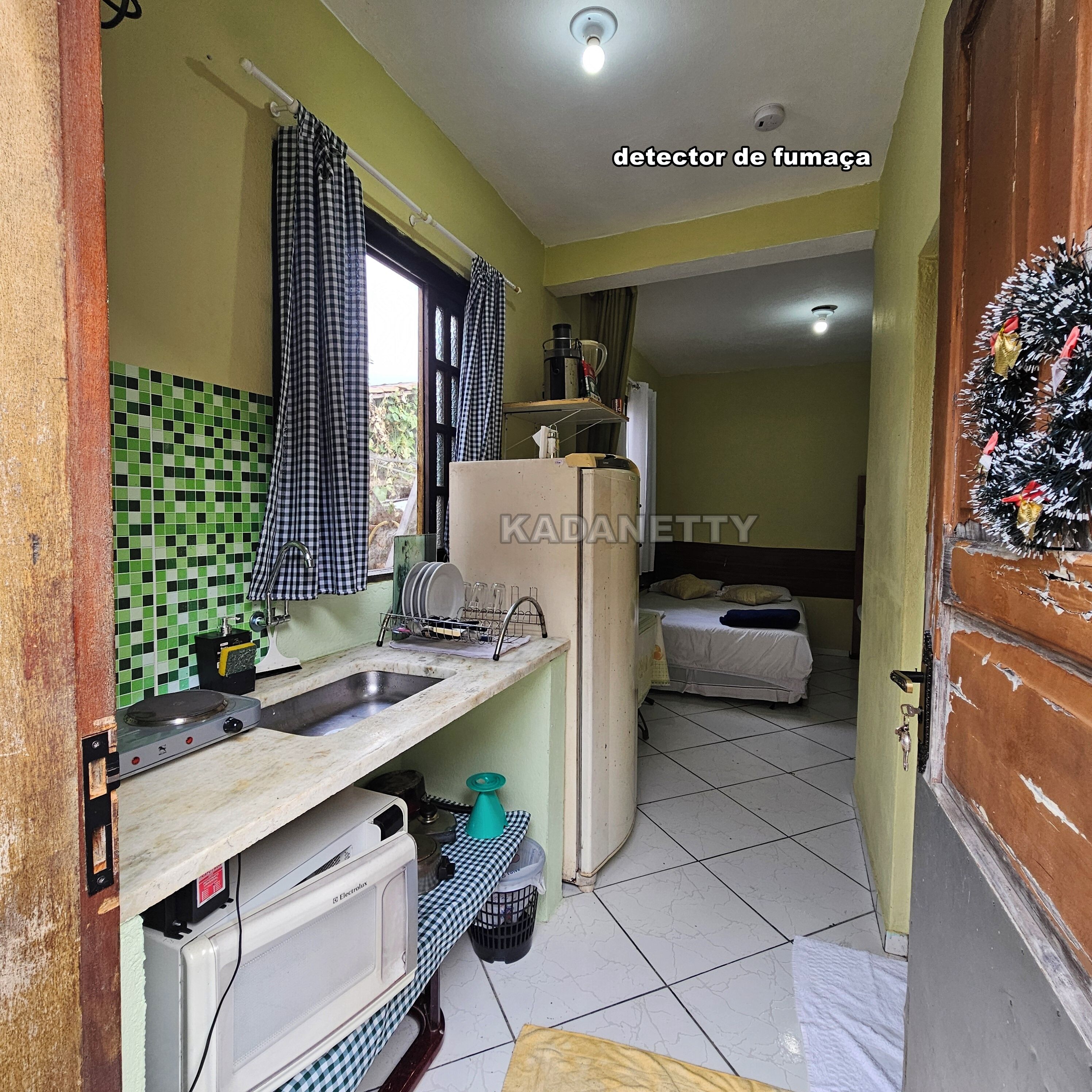 1 bedroom, desk, iron/ironing board, WiFi (free)