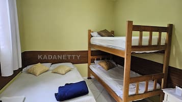 1 bedroom, desk, iron/ironing board, WiFi (free)