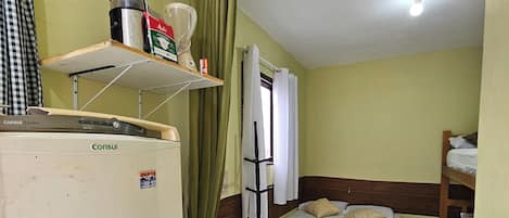 1 Schlafzimmer, Schreibtisch, Bügeleisen/Bügelbrett, kostenloses WLAN