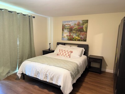 3-bedroom house in pleasant Buffalo with cool AC and charm