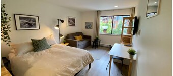 NEW! Condo | Complex pool and hot tub | Wifi