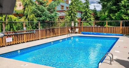 NEW! Walk to Creekside Gondola | Hot Tub | Sleeps 8